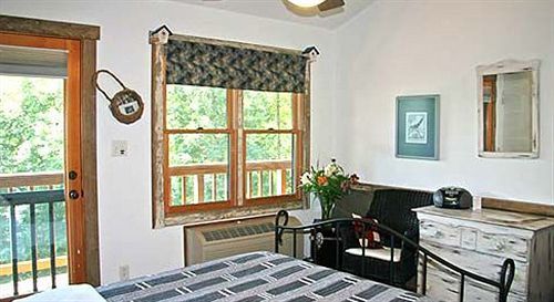 Bent Creek Lodge Bed & Breakfast Luaran gambar