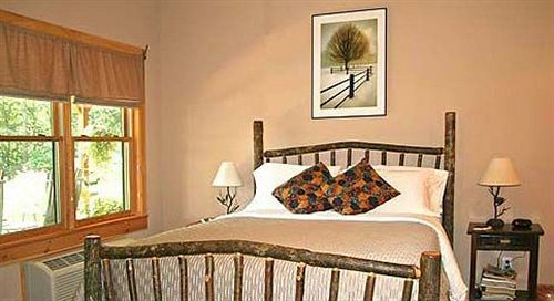 Bent Creek Lodge Bed & Breakfast Luaran gambar
