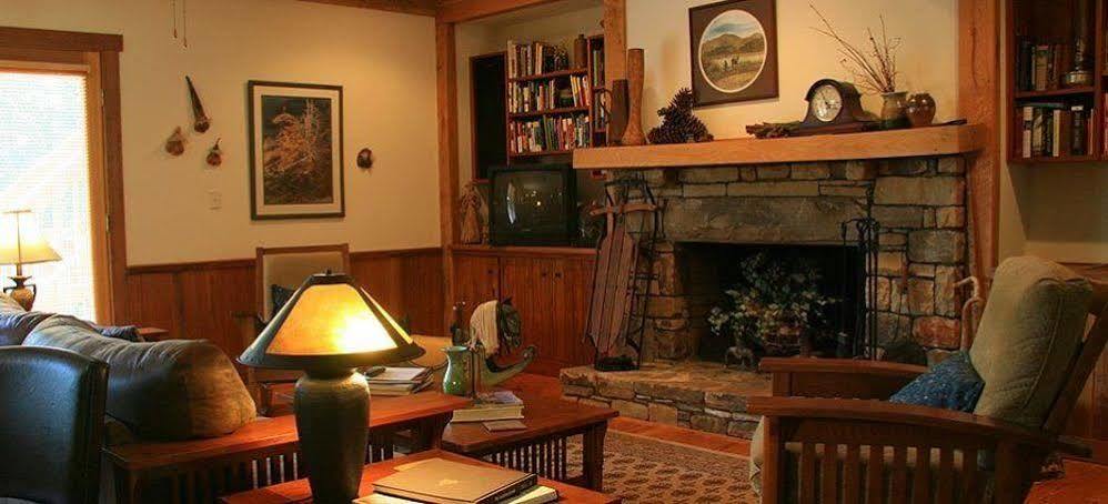Bent Creek Lodge Bed & Breakfast Luaran gambar