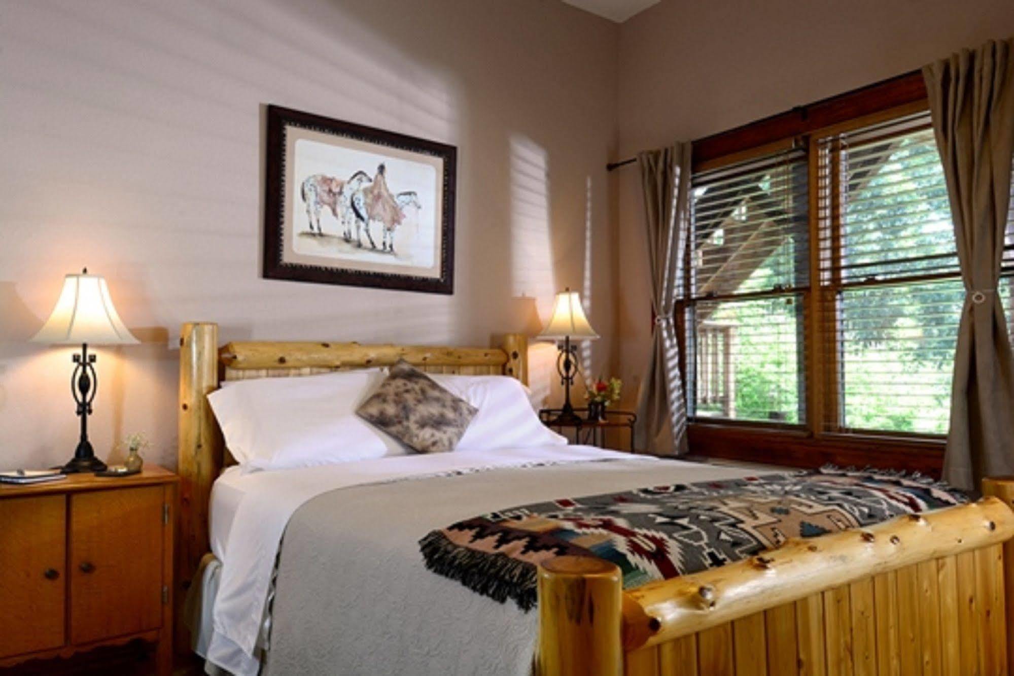 Bent Creek Lodge Bed & Breakfast Luaran gambar
